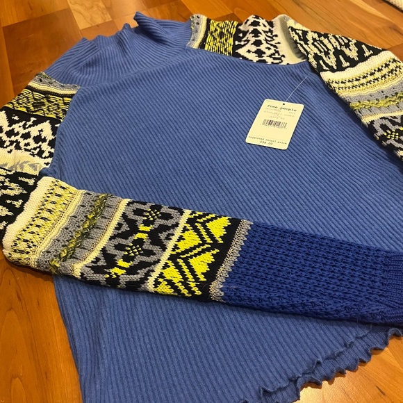 NWT Free People Prism Sweater Blue Bell Combo Size XS - Picture 8 of 12